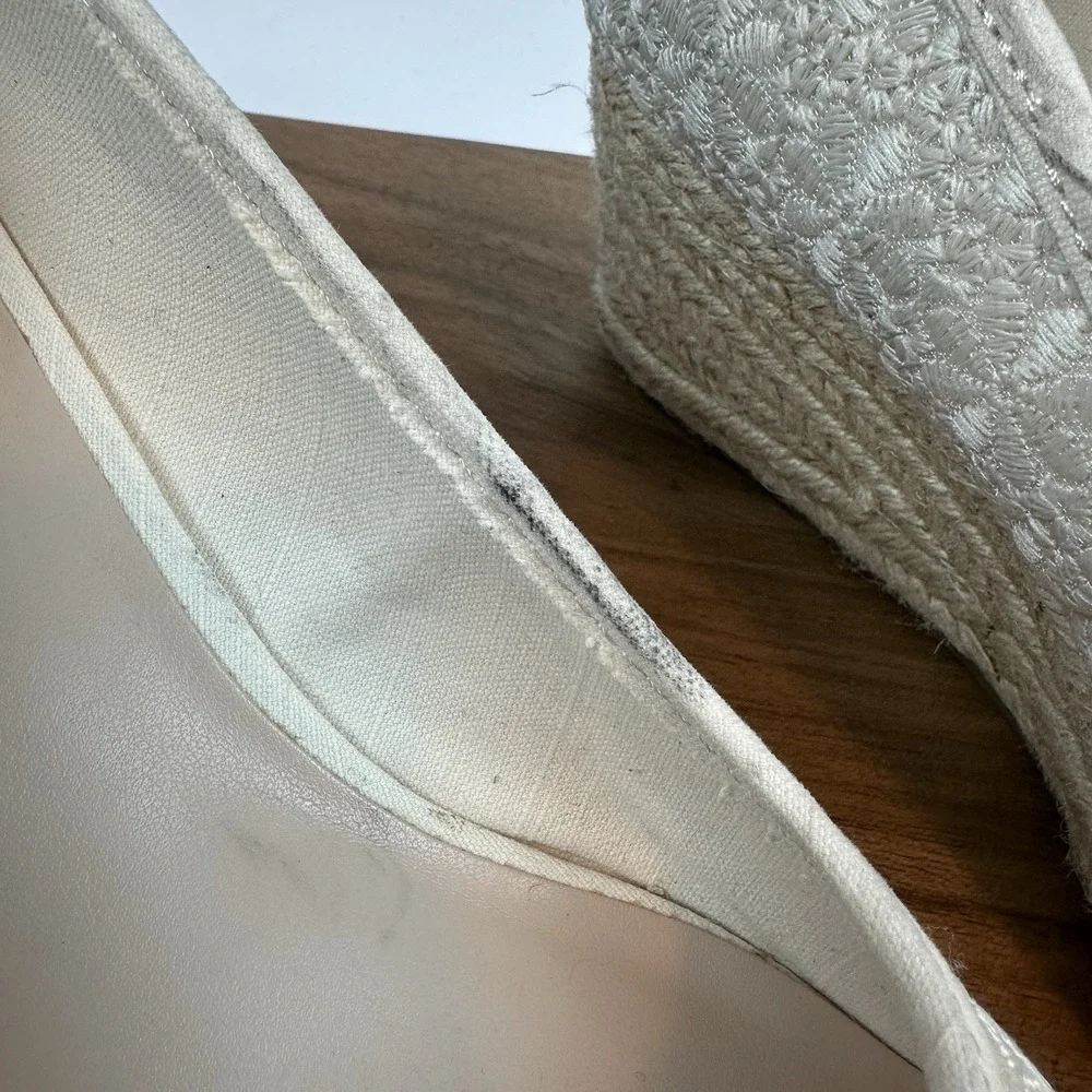 Bandolino size standard